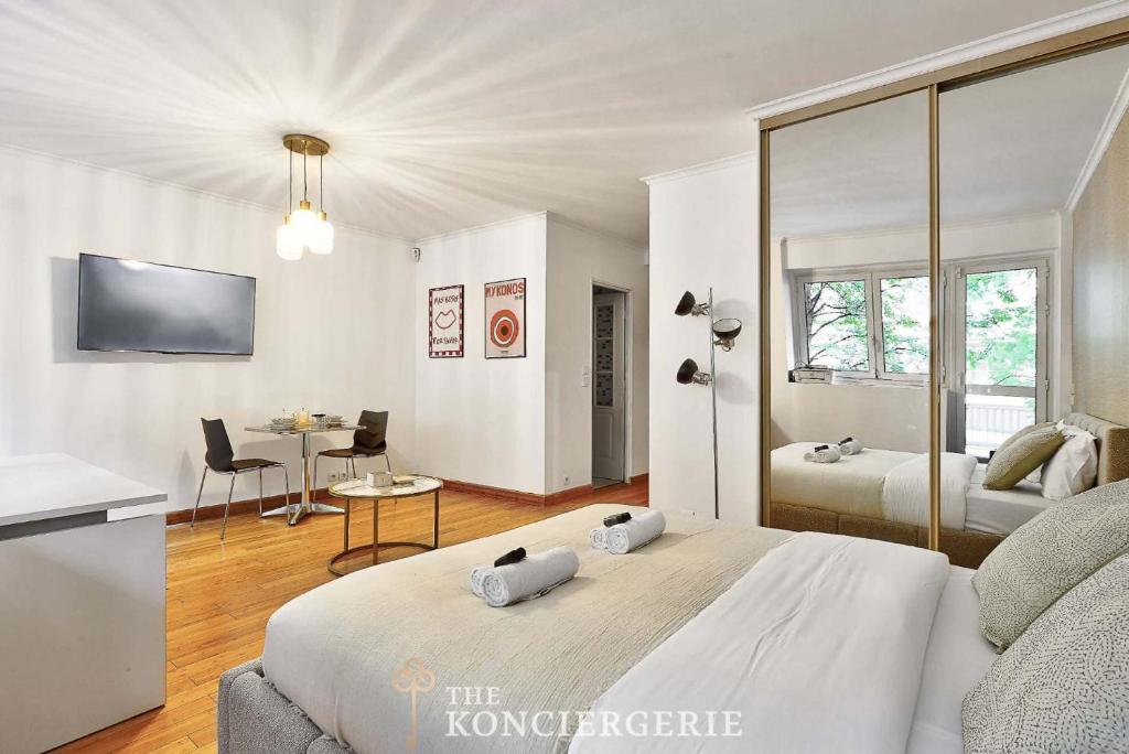 Magnifique Studio avec terrasse Arc de Triomphe - 5