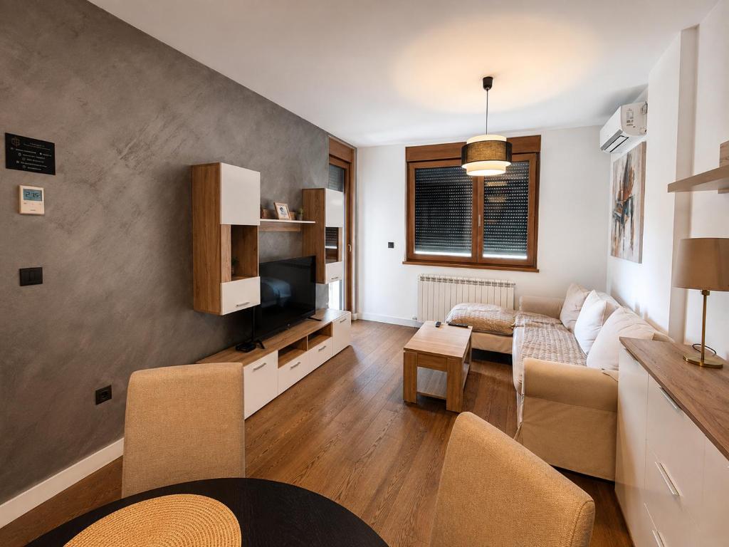 Vračar Family Apartment - 3