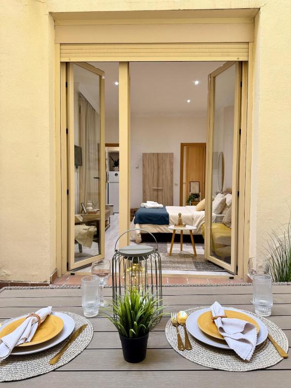 Elegant Suite with Private Terrace in Central Madrid - 1