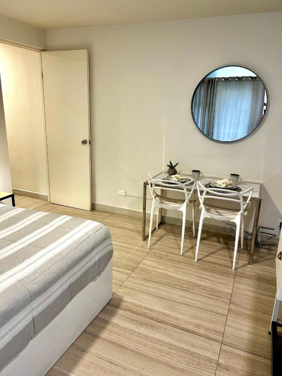 Lazaro B, LOFT in the Heart of San Pedro - 2
