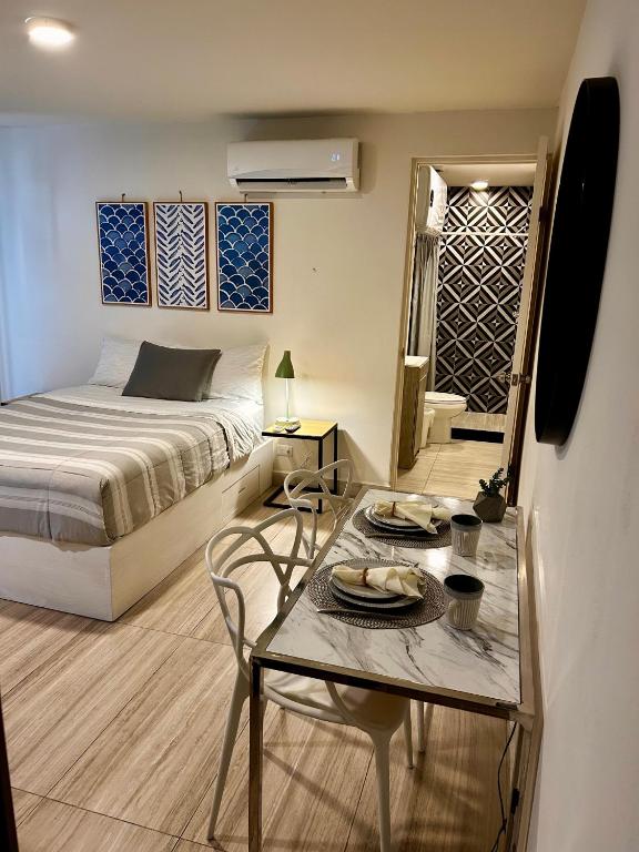 Lazaro B, LOFT in the Heart of San Pedro - 1