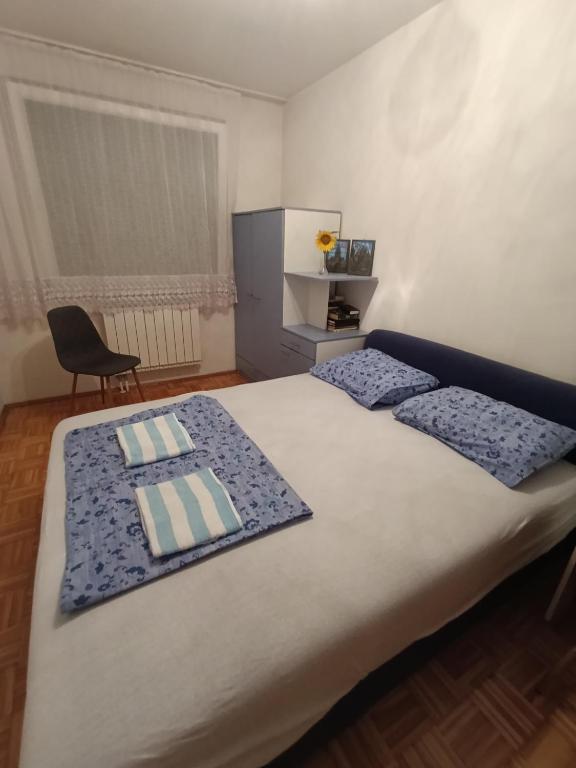 Dvosoban atraktivan apartman, Stupine - 1