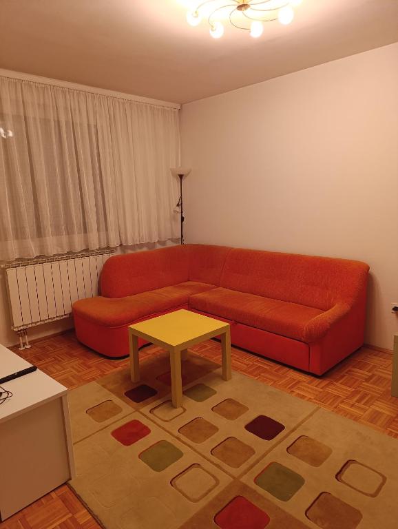 Dvosoban atraktivan apartman, Stupine - 5