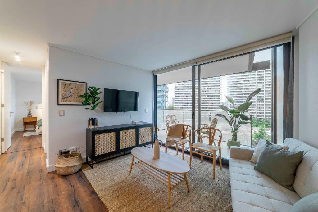Descubre la Elegancia 2 habitaciones en Las Condes - 1