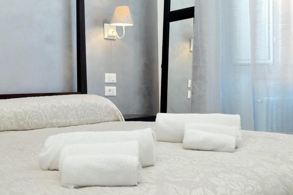 Luxury Apartment Sabina 50 mt from Trevi Fountain photo