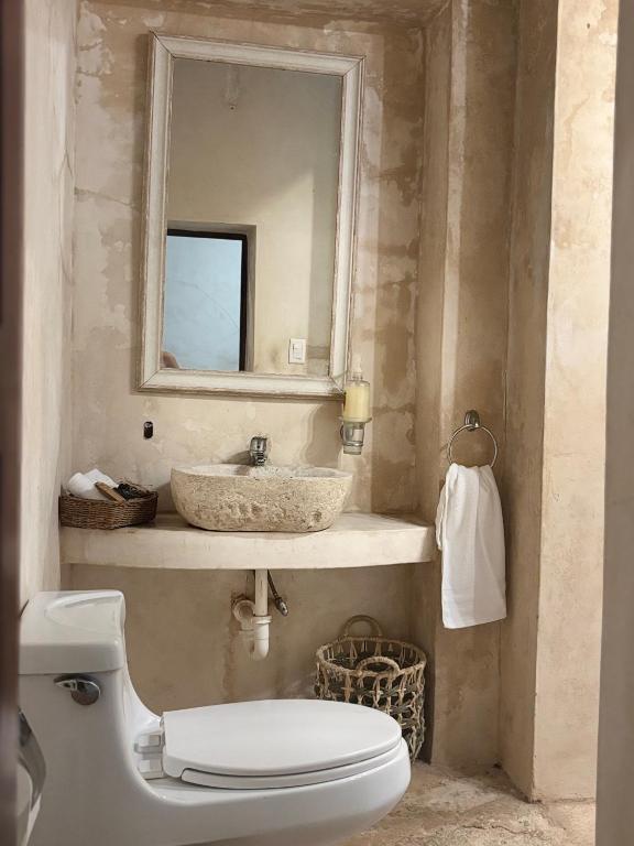Casona - Luxury Colonial Room - 4