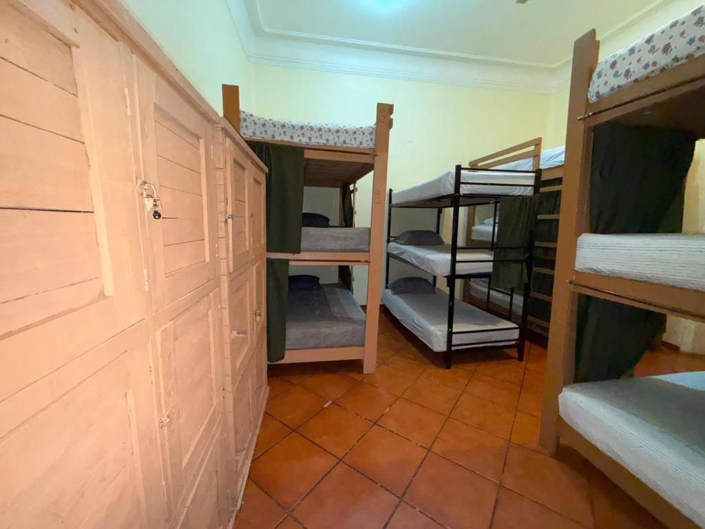 Hostal T M - 4