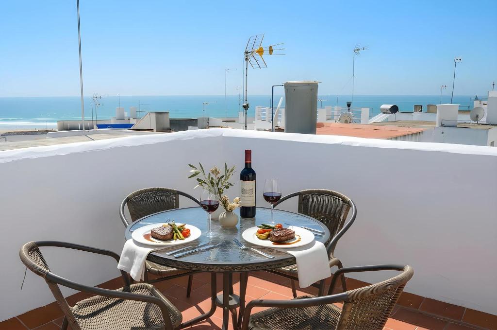 Apartamento Cerca del Mar con Azotea Compartida - 1