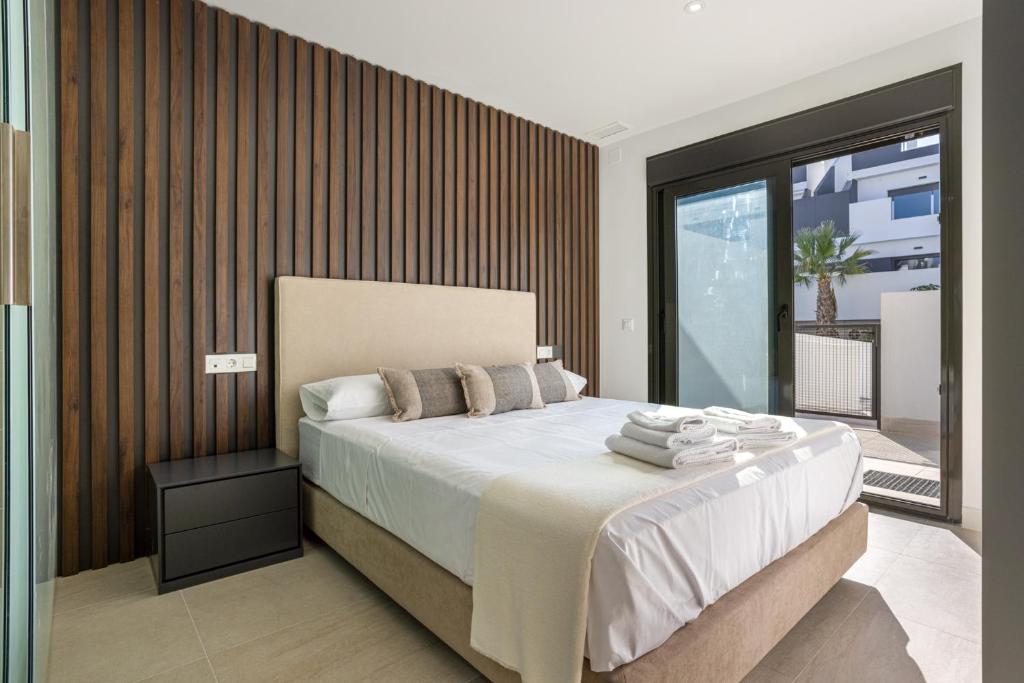 Nature Views Luxury Villa - 3BR & Pool - 2