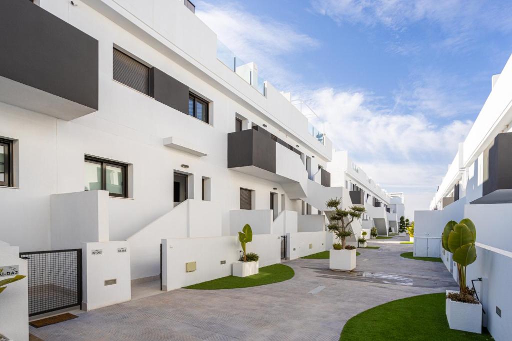 Nature Views Luxury Villa - 3BR & Pool - 3