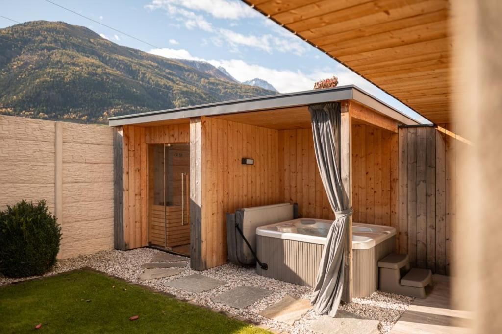 Amolaris Garden Lodges & Guesthouse - 3