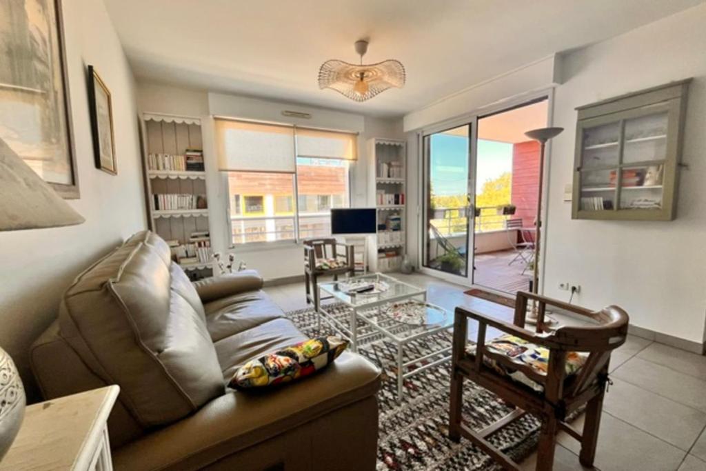 Appartement avec loggia vue chenal parking - 5