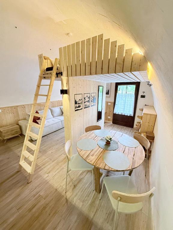Casa Sasso Rosso - Modern Luxury Meets Italian Heritage - 2