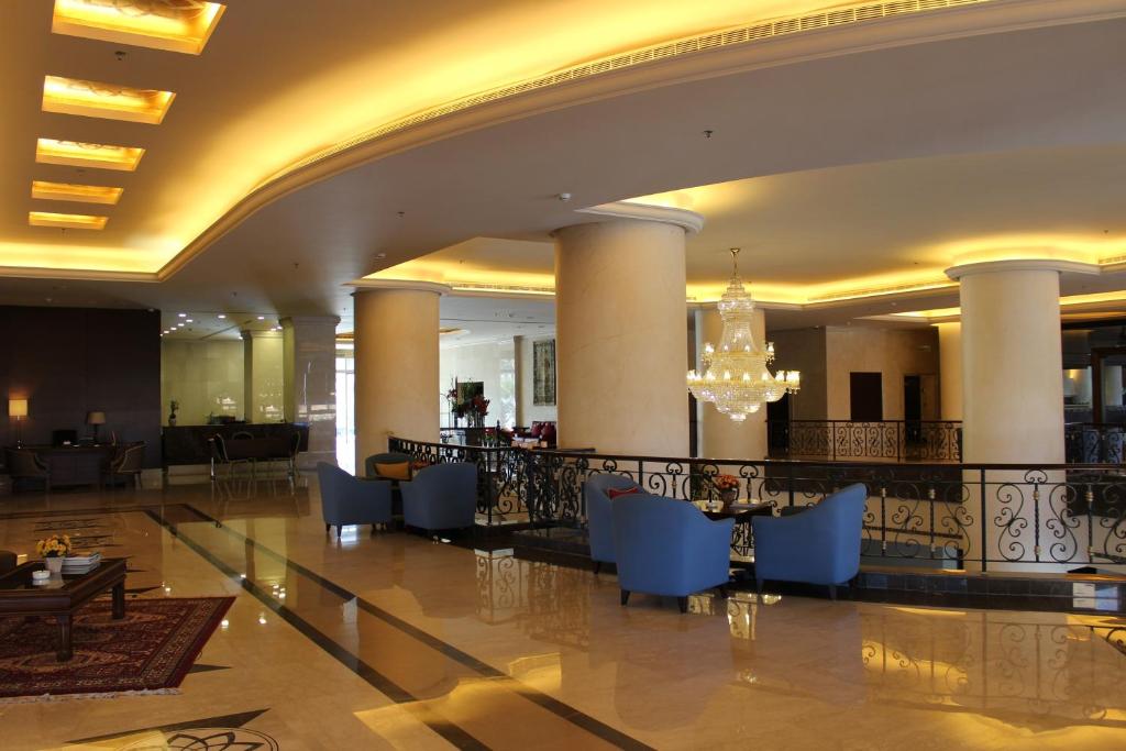 Lobby, Jiyeh Marina Resort Hotel & Chalets in Jiyeh