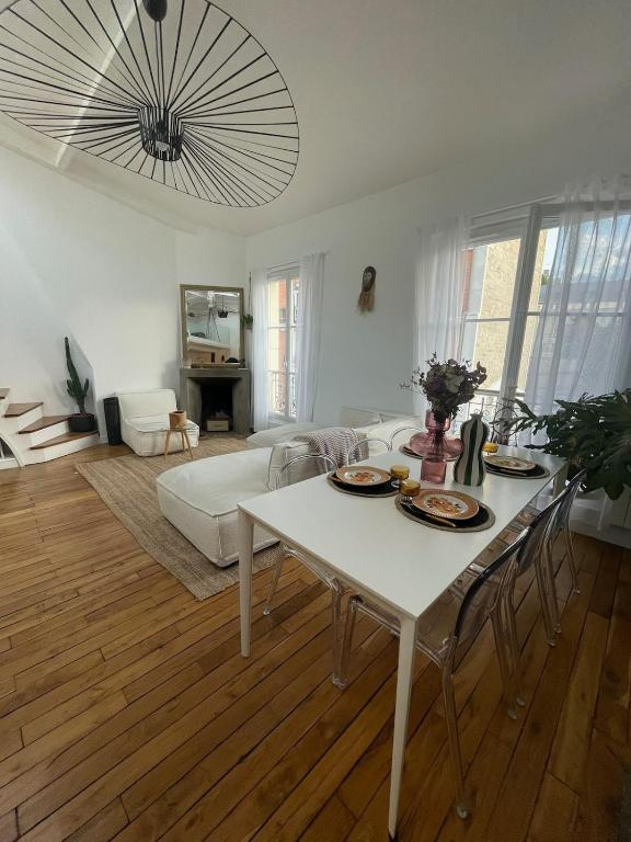 Montmartre duplex with rooftop & panoramic views - 4