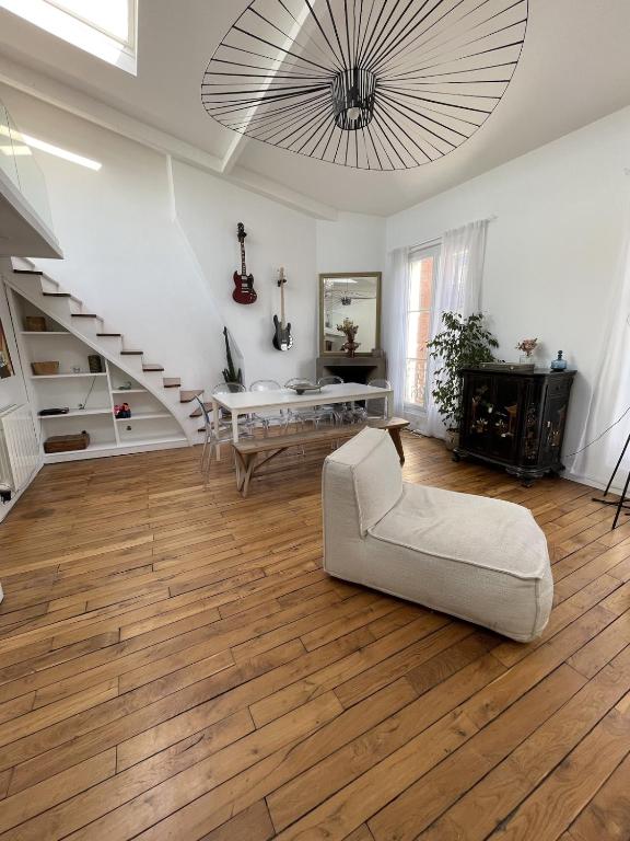 Montmartre duplex with rooftop & panoramic views - 5