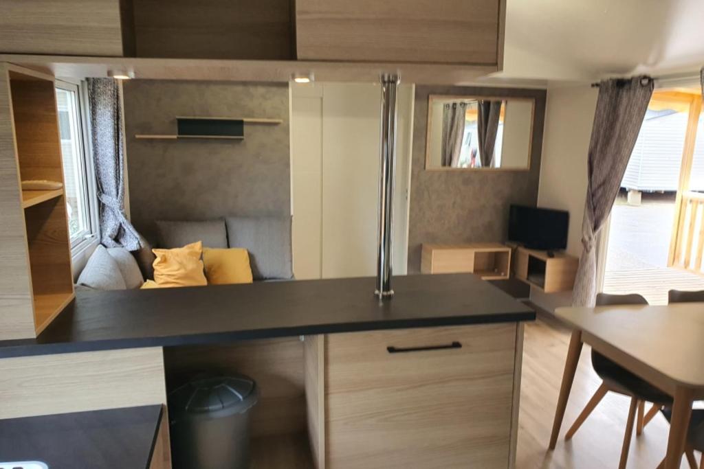 Mobilhome 2CH 6 pers - Très spacieux - 4