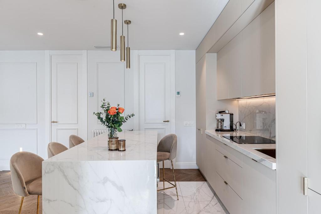 Waou Malasaña Luxe- Short Term Rental - 2