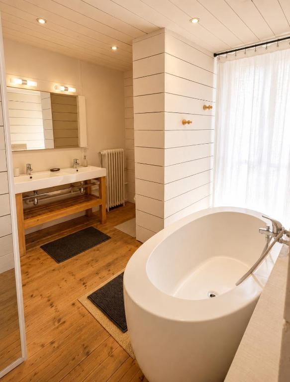 Charming and modern property in Saint-Gervais-les-Bains - 3