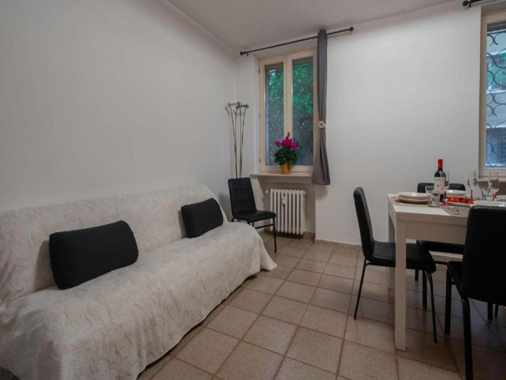 Charming Dorsoduro Venice Stay Near Art Museums and Canals - 5