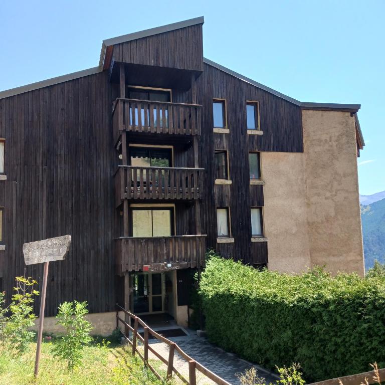 T4 - 3 chambres- ALPES DU SUD ETE ou HIVER PRA-LOUP - 2