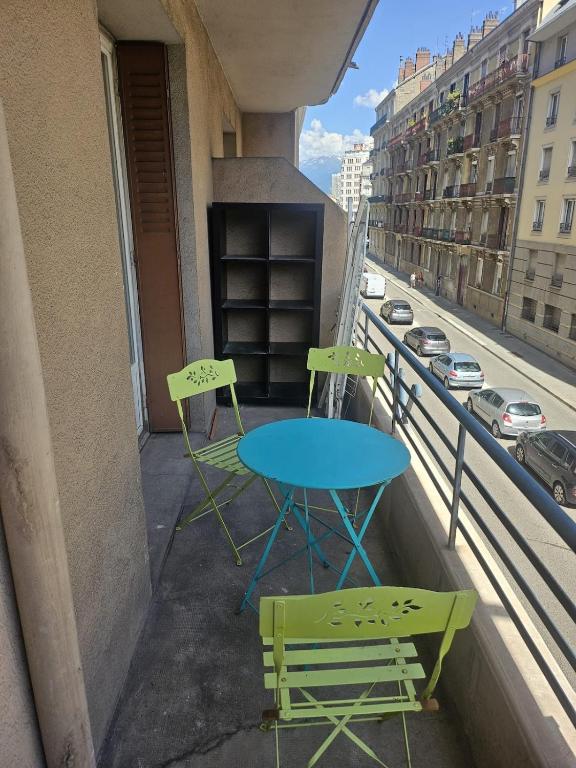 Le Casimir - T2 rénové avec balcon - Gare à 5 min - 5