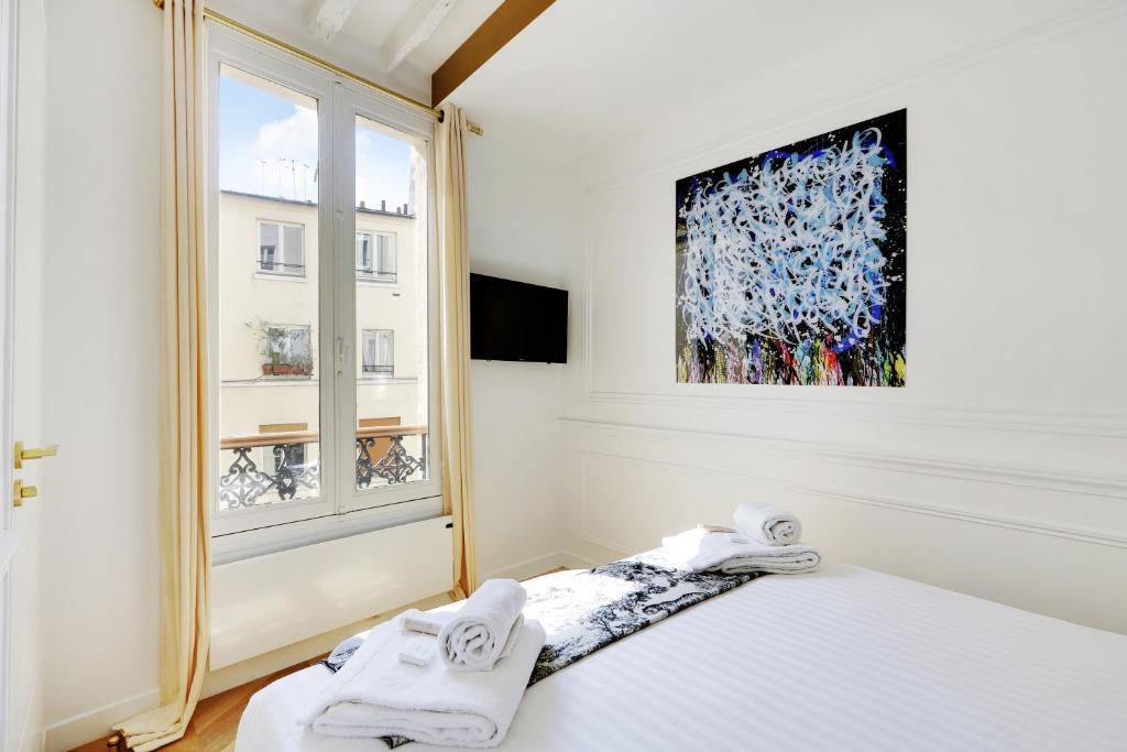 Pick A Flat's Apartment on Montorgueil - Rue des Petits Carreaux - 4