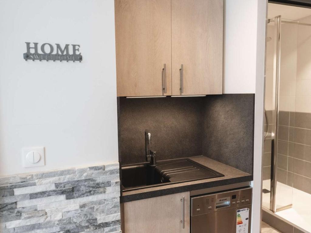 Appartement cosy 4 pers, 2 ch, départ ski aux pieds, exposé sud, proche commerces - FR-1-545-42 - 5