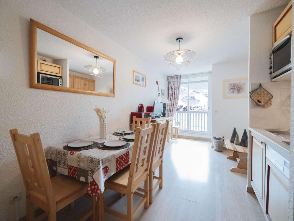 Appart rénové 4 pers. style montagne moderne, skis aux pieds, proche commerces - 1