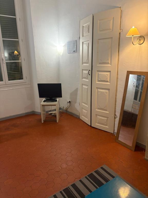 Un charmant cocon au cœur du Vieux-Nice - 4