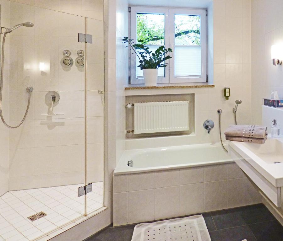 Ferienwohnung Am Kurpark -Wohnung 2,90qm- - 2