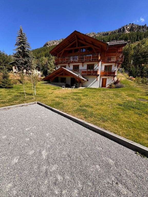 Chalet CICEA Serre Chevalier 5 étoiles Home Cinema Sauna Jacuzzi Billard - 5