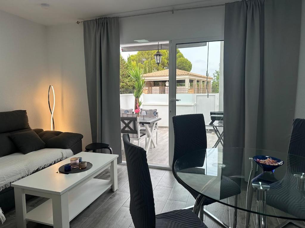 2-Bd House in Torrevieja Lago Jardin - 4