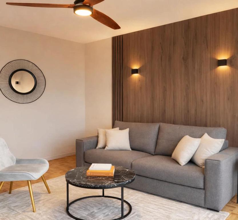 Premium studio with Eiffel Tower view & lift - 4