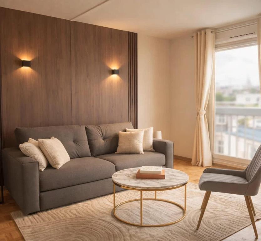 Premium studio with Eiffel Tower view & lift - 2