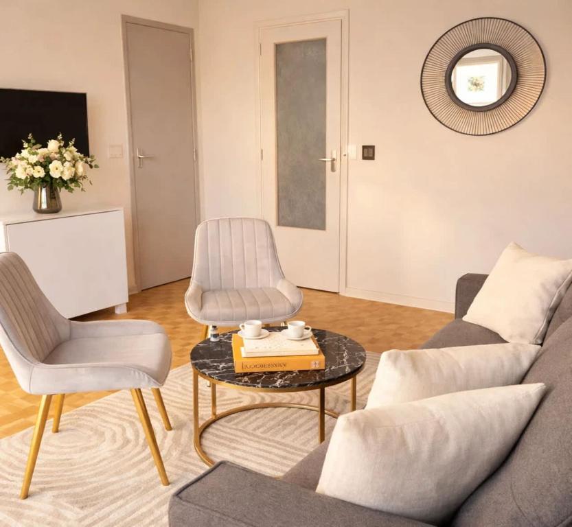 Premium studio with Eiffel Tower view & lift - 5