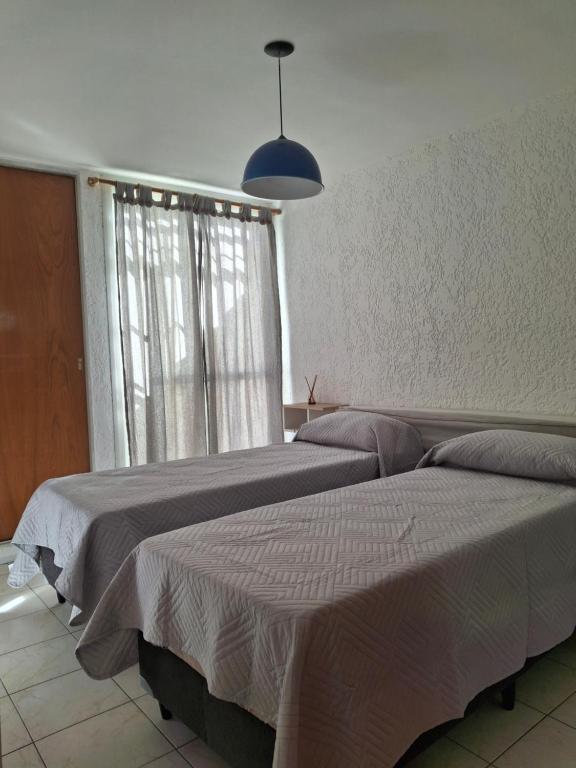 Confort seguridad 24 horas 2 camas individuales terraza propia cerca de todo tranquilidad - 2