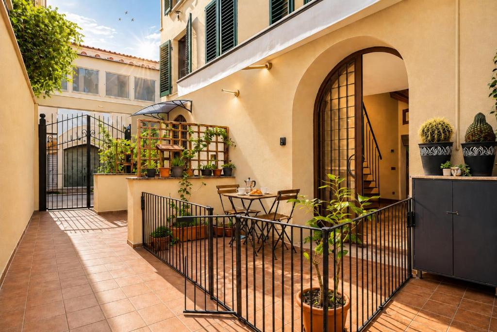 The Glassbridge - Design Loft con Patio Privato vicino Stazione e Tram - 1