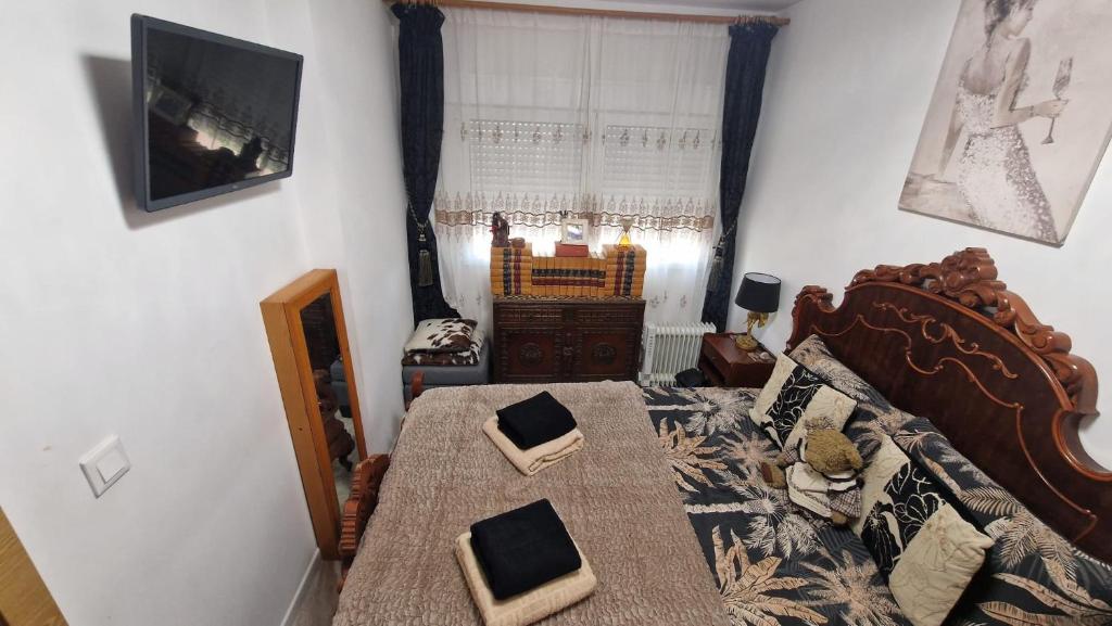 Queen Room - 5