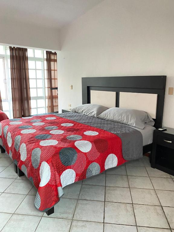 Hermosa Casa Mexicana con Alberca Privada 5 Recámaras Hasta 14 Huéspedes - 3