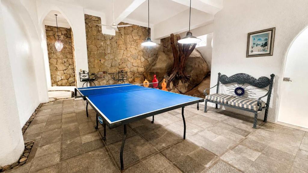7BR Villa with Private Pool & Spectacular Views - 4