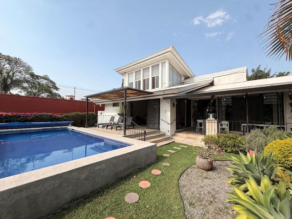 5 bedrooms, ground floor, heated pool, Golden Zone - 2