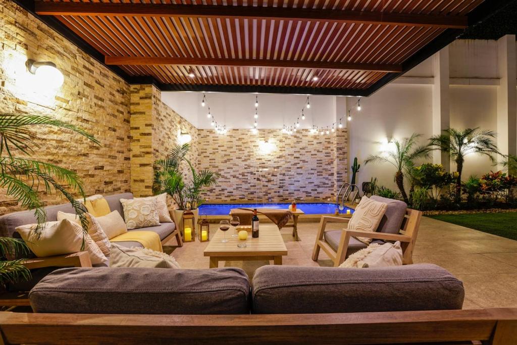 Luxury Ground Penthouse Terrace Lux Pool, BBQ, AC - 4