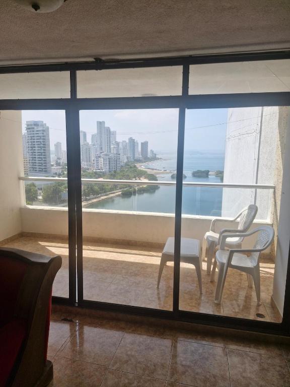 Beautiful and spacious apartment with ocean views - 1