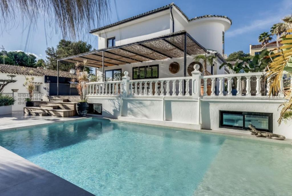 Stylish Villa, in a nice location - 1