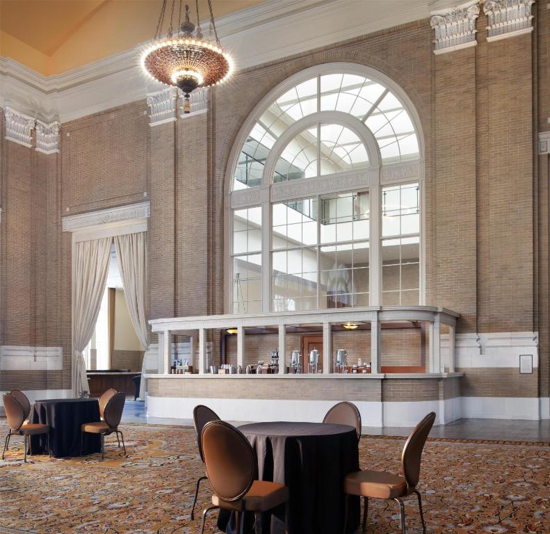 Banquet hall
