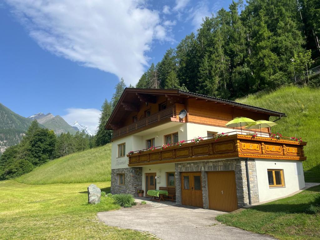 Ferienhaus Alpenblick, ganzes Ferienhaus, 5 Zi, 4 Bäder, gratis Parkplatz, Sonnenterrasse - 2