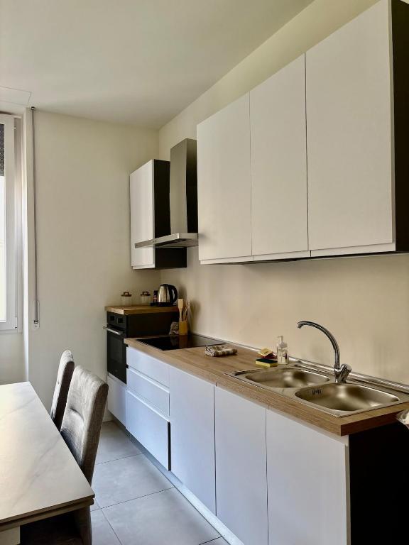 Rovelli 61 apartment 3 Como - 3