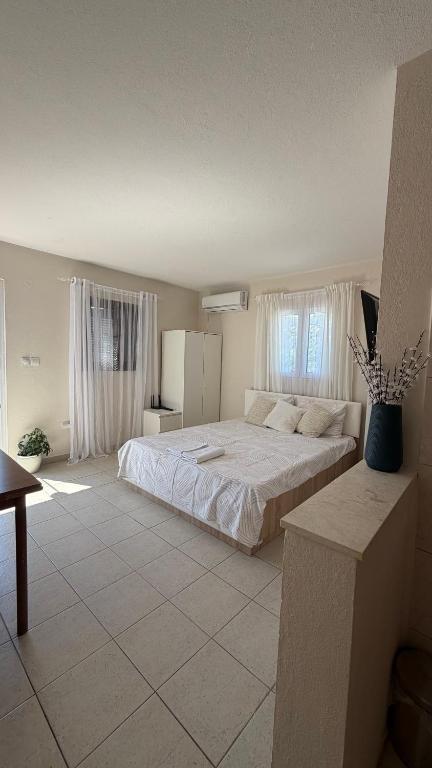 Mila Apartment - 1
