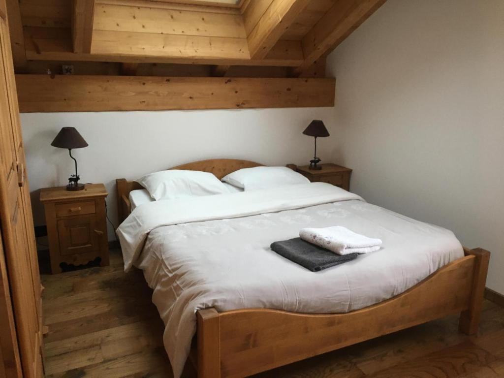 Charming chalet, heart of village - 3
